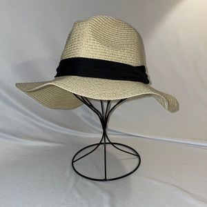 Unbranded Straw Hat with Band